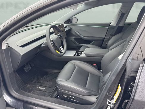 Used 2025 Tesla Model 3 Long Range RWD image 9