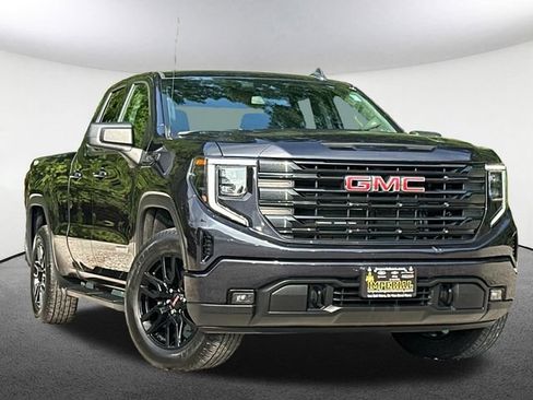 Used 2023 GMC Sierra 1500 Elevation AWD/4WD image 2