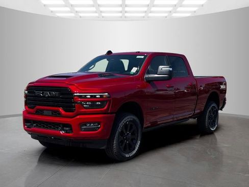 New 2026 RAM 2500 Laramie AWD/4WD image 3
