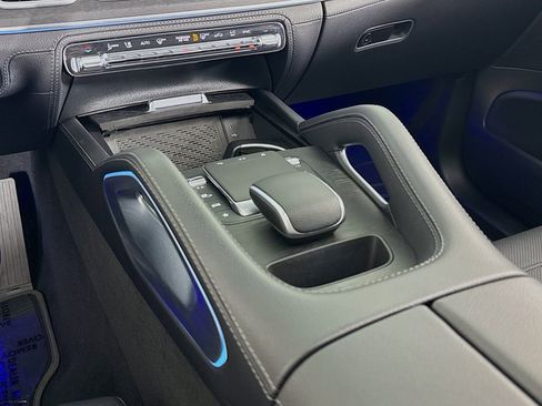 Certified 2024 Mercedes-Benz GLE 450 4MATIC image 6