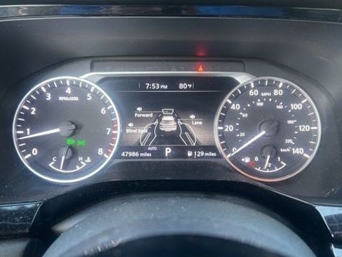 Used 2022 Nissan Pathfinder S AWD/4WD image 5