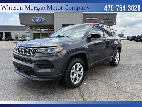 Used 2024 Jeep Compass Sport AWD/4WD image 1