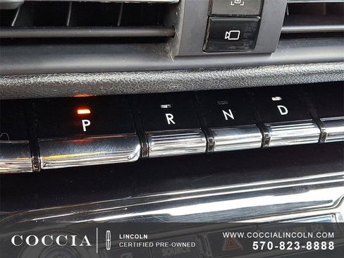 Certified 2022 Lincoln Corsair AWD w/ Equipment Group 101A image 14