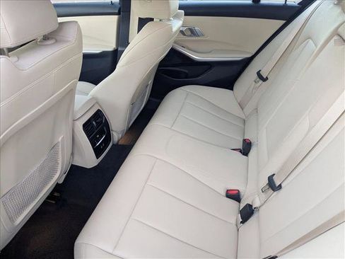 Used 2021 BMW 330i Sedan w/ Premium Package image 19