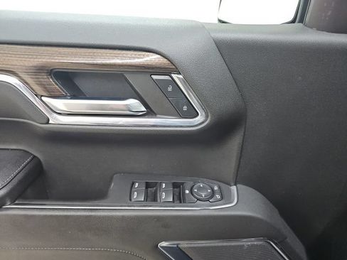 Used 2024 Chevrolet Silverado 1500 LT AWD/4WD image 26