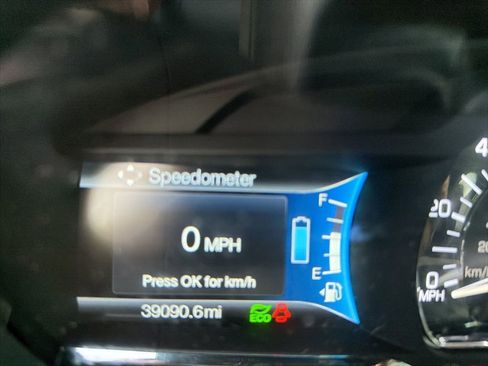 Used 2017 Lincoln MKZ Premiere image 16