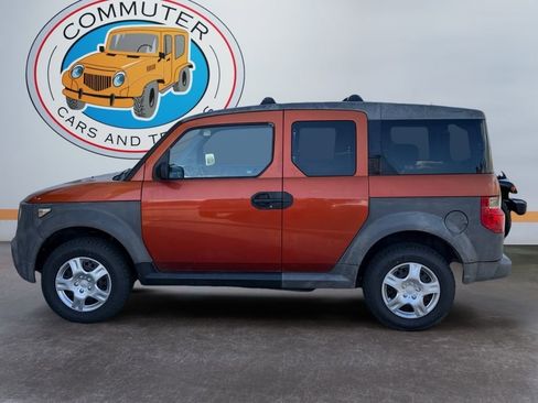 Used 2005 Honda Element LX image 3