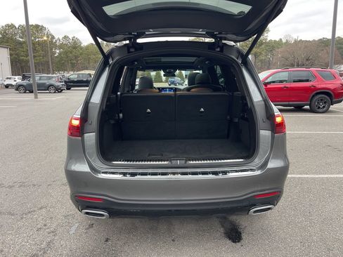 Used 2024 Mercedes-Benz GLS 450 4MATIC image 26