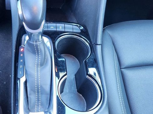 Used 2024 Buick Encore GX Sport Touring image 15