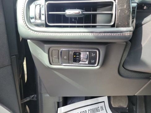 Certified 2023 Lincoln Aviator Reserve w/ Equipment Group 201A AWD/4WD image 45