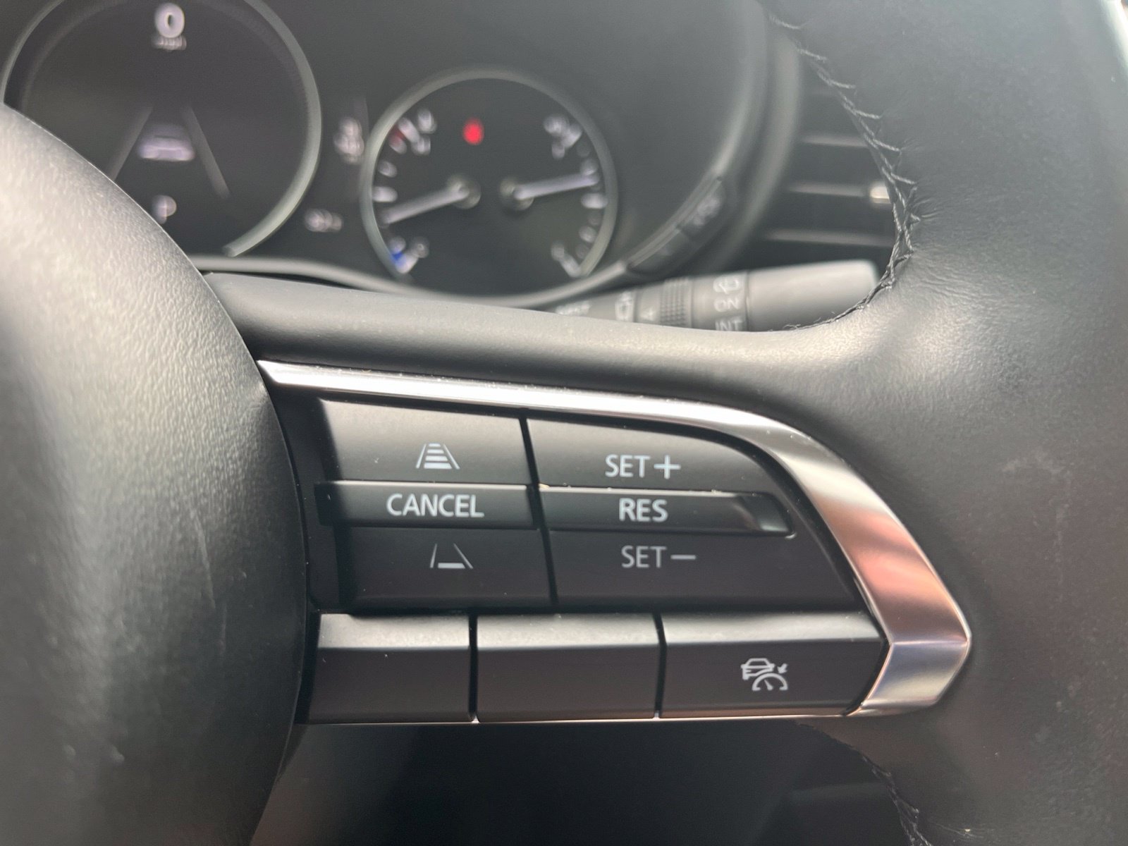 Certified 2025 MAZDA CX-30 AWD 2.5 S w/ Preferred Package image 17