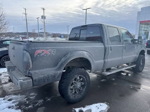 Used 2012 Ford F250 Lariat w/ Chrome Pkg image 3