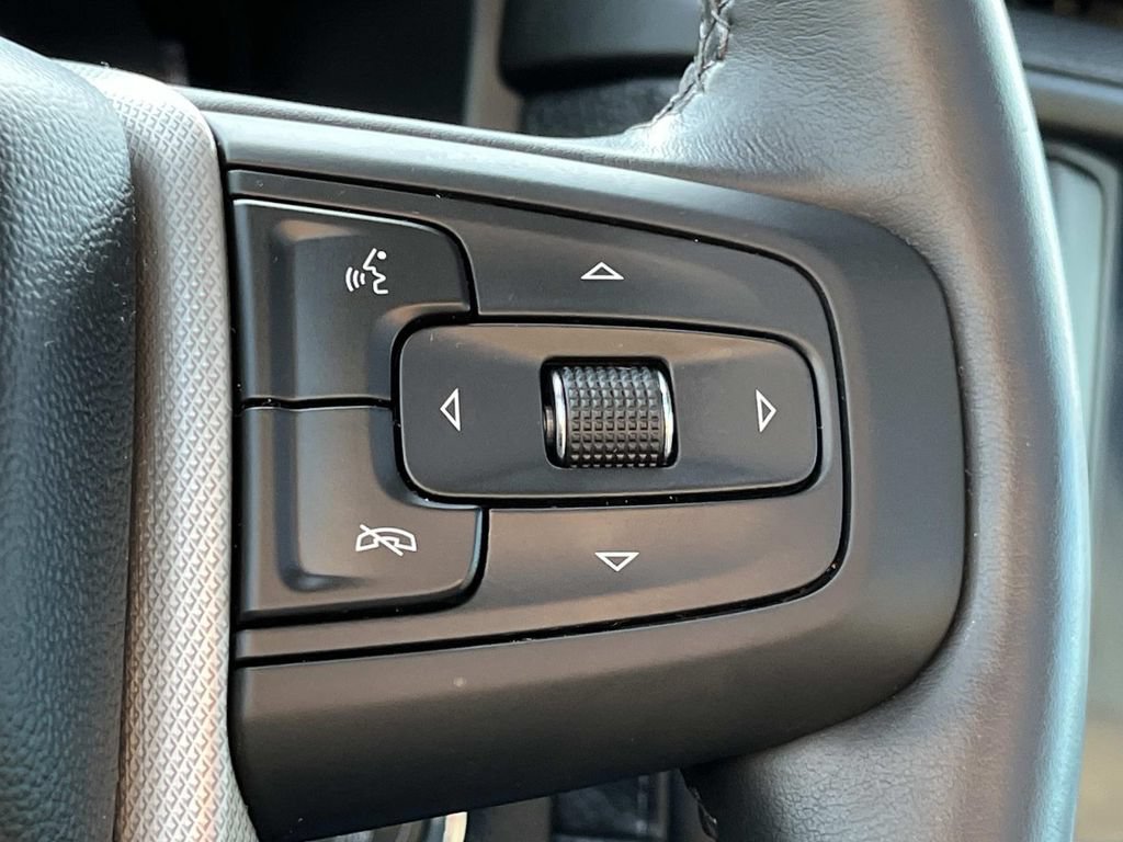 Used 2023 GMC Yukon XL Denali w/ Advanced Technology Package AWD/4WD image 44