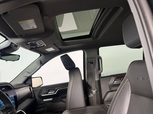Used 2024 GMC Sierra 1500 Denali AWD/4WD image 24