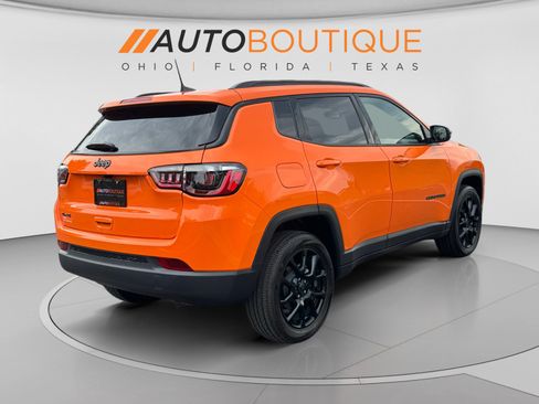 Used 2026 Jeep Compass Latitude AWD/4WD image 5