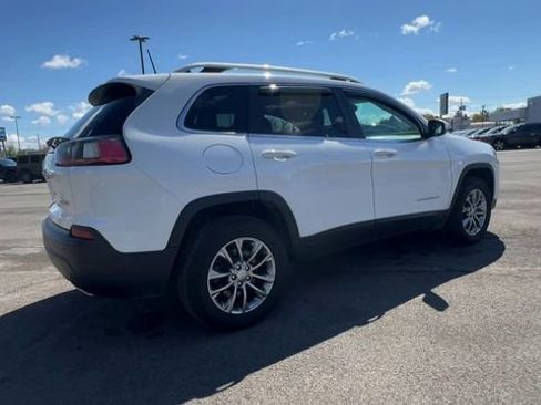 Used 2021 Jeep Cherokee Latitude Lux w/ Sun & Sound Group AWD/4WD image 8