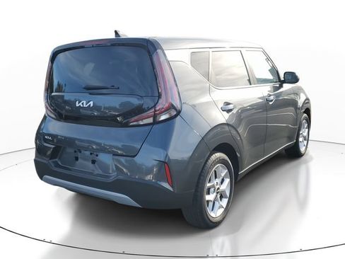 Used 2024 Kia Soul LX w/ Option Group 015 FWD image 8