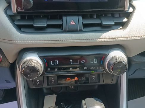 Used 2024 Toyota RAV4 XLE w/ Convenience Package AWD/4WD image 14