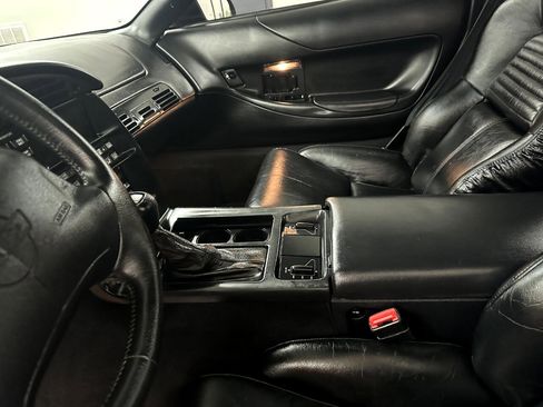 Used 1996 Chevrolet Corvette Coupe image 41