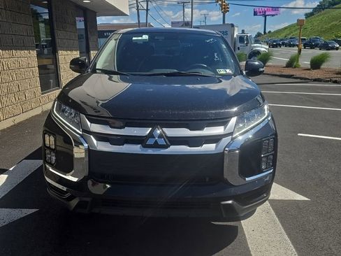 Used 2025 Mitsubishi Outlander Sport SE AWD/4WD image 2