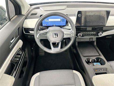 Used 2024 Honda Prologue EX image 11