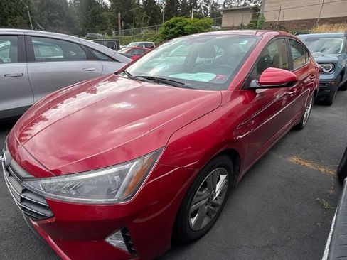 Used 2020 Hyundai Elantra SEL FWD image 2