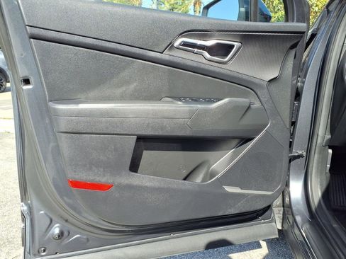 Certified 2023 Kia Sportage LX FWD image 21