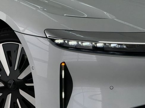 Used 2025 Lucid Air Touring AWD/4WD image 10