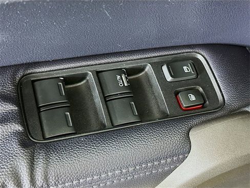 Used 2010 Honda CR-V EX-L image 18