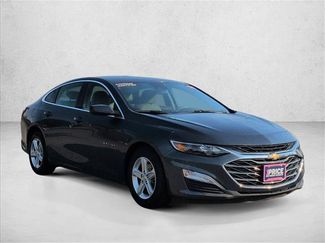 Used 2021 Chevrolet Malibu LS FWD video 3