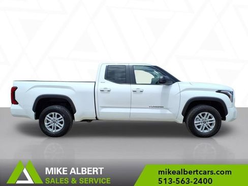 Used 2024 Toyota Tundra SR5 w/ SR5 Premium Package AWD/4WD image 8