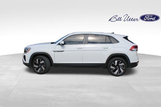 Used 2024 Volkswagen Atlas Cross Sport SE AWD/4WD image 8