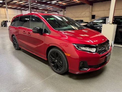 Used 2025 Honda Odyssey Sport-L image 6