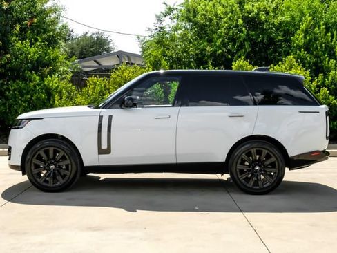 Used 2023 Land Rover Range Rover SE AWD/4WD image 15