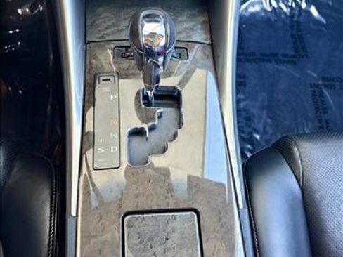 Used 2010 Lexus IS 350C RWD image 14