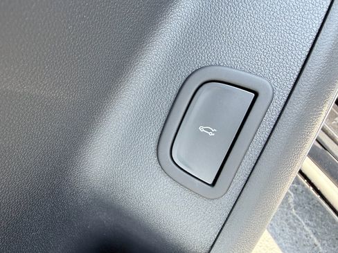 New 2026 Chevrolet Traverse RS FWD image 36
