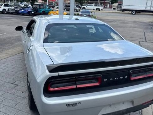 Used 2023 Dodge Challenger R/T RWD image 11