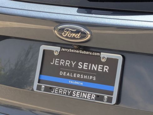 Used 2018 Ford Escape SE FWD image 12