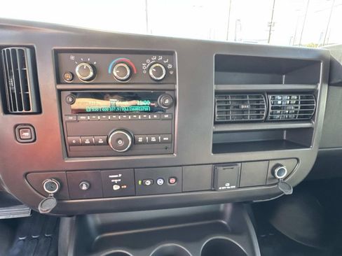 New 2025 Chevrolet Express 2500 w/ Enhanced Convenience Package image 25