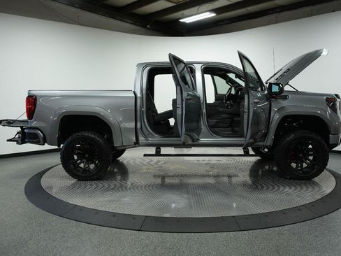Used 2025 GMC Sierra 1500 AT4 w/ AT4 Premium Package AWD/4WD image 13