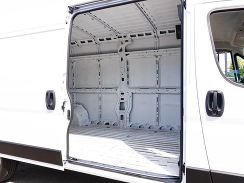 Used 2023 RAM ProMaster 2500 FWD image 20