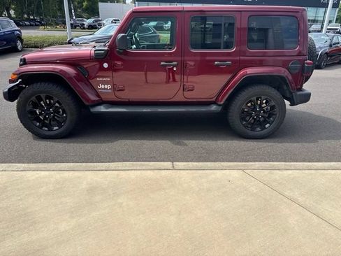 Used 2021 Jeep Wrangler Unlimited Sahara w/ Cold Weather Group AWD/4WD image 5