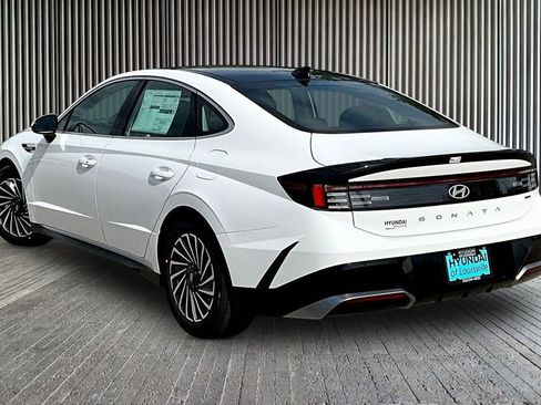 New 2026 Hyundai Sonata SEL FWD image 3