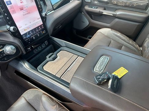 Used 2025 RAM 1500 Limited AWD/4WD image 18