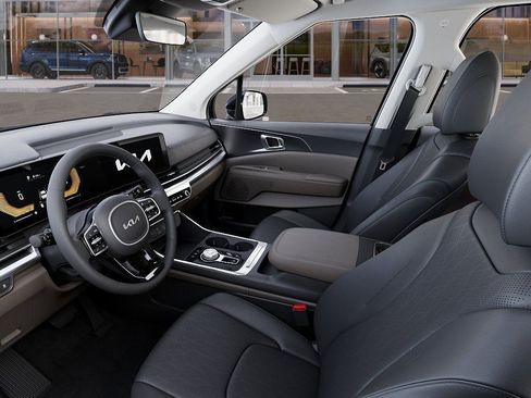 New 2026 Kia Carnival LXS FWD image 17