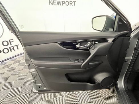 Used 2019 Nissan Rogue Sport SV w/ All-Weather Package image 24