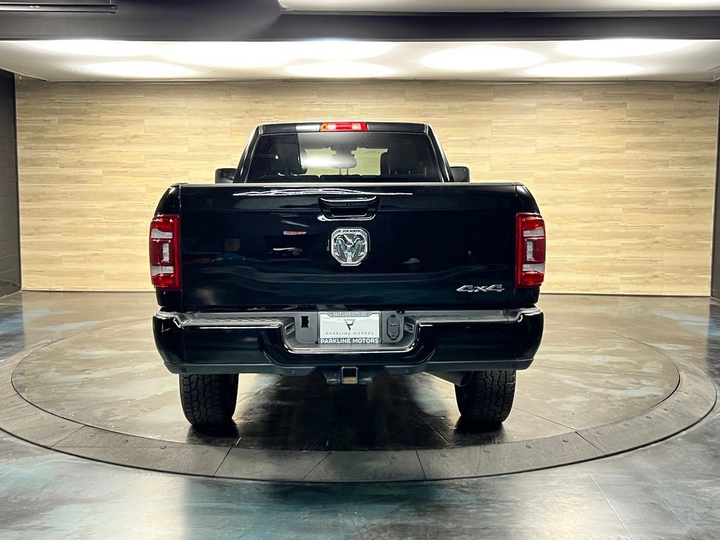 Used 2024 RAM 3500 Big Horn w/ Sport Appearance Package AWD/4WD image 16