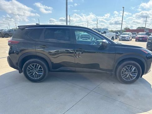 Used 2023 Nissan Rogue S FWD image 8