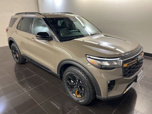 New 2026 Ford Explorer Tremor image 1