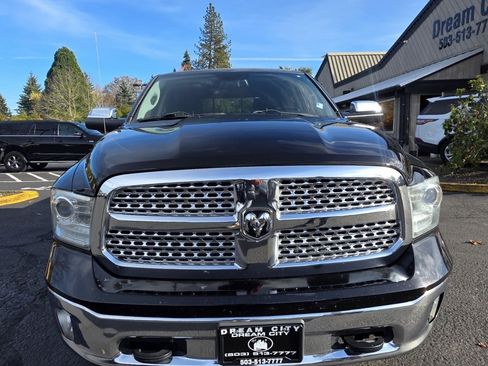 Used 2014 RAM 1500 Laramie AWD/4WD image 10